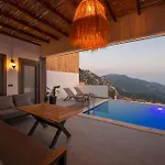 Vilă Baanvillas