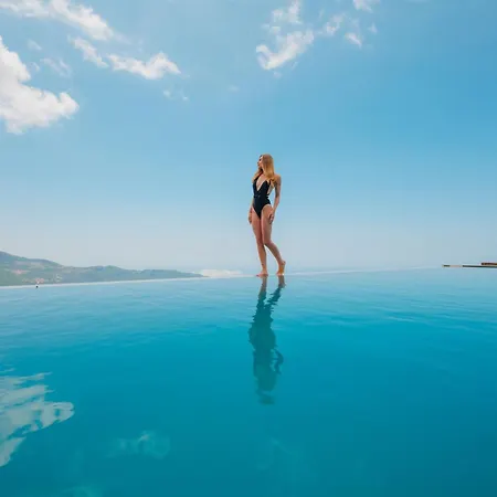 Villa Baanvillas *