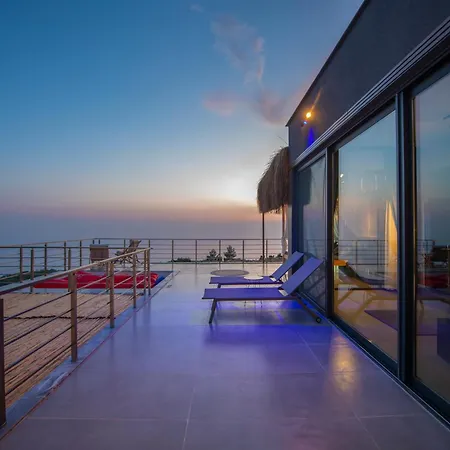 Villa Baanvillas *